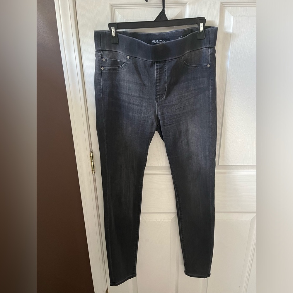 Women’s Size 8 Liverpool Pants